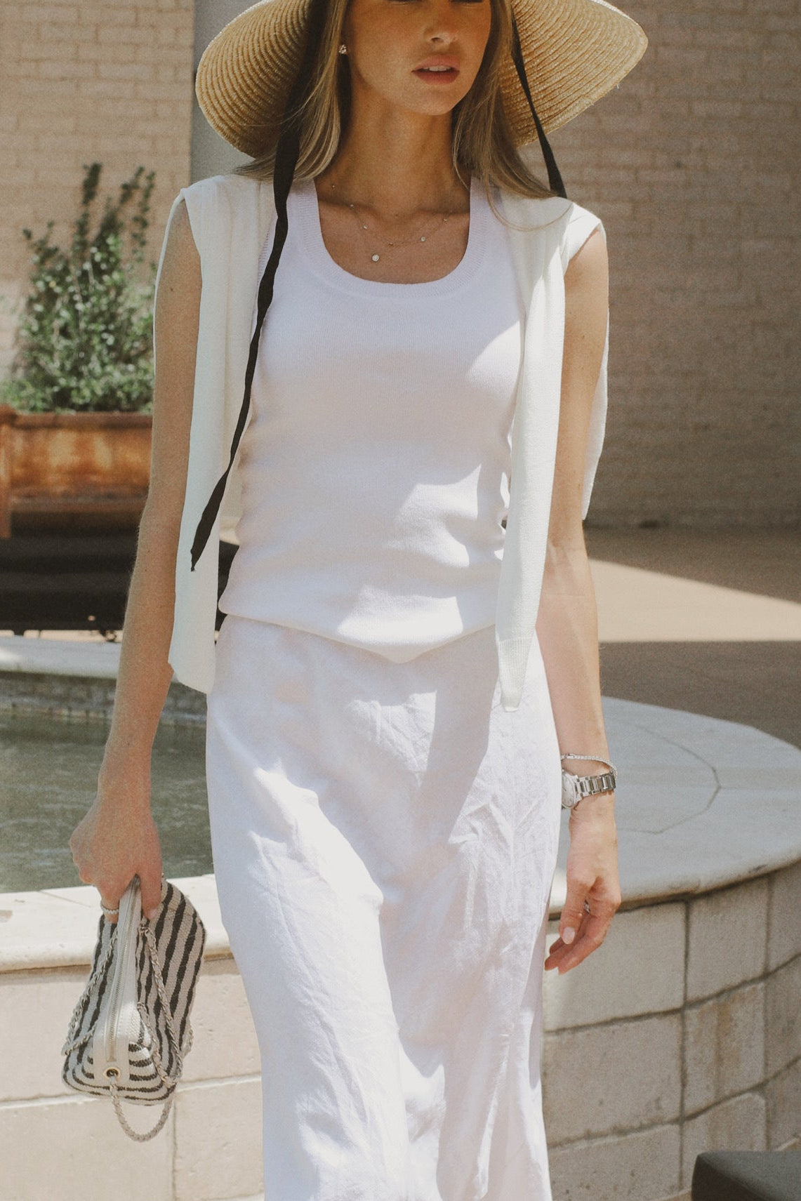 The Essential Tank - White